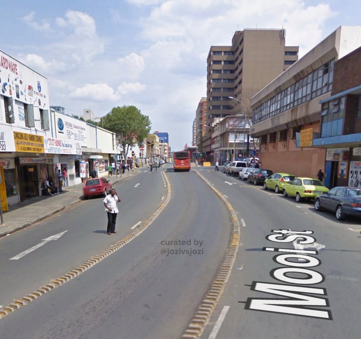 jozivsjozi's tweet photo. Mooi Street. Johannesburg. South Africa. 

2013 vs 2025. https://t.co/qNowju9Nyj