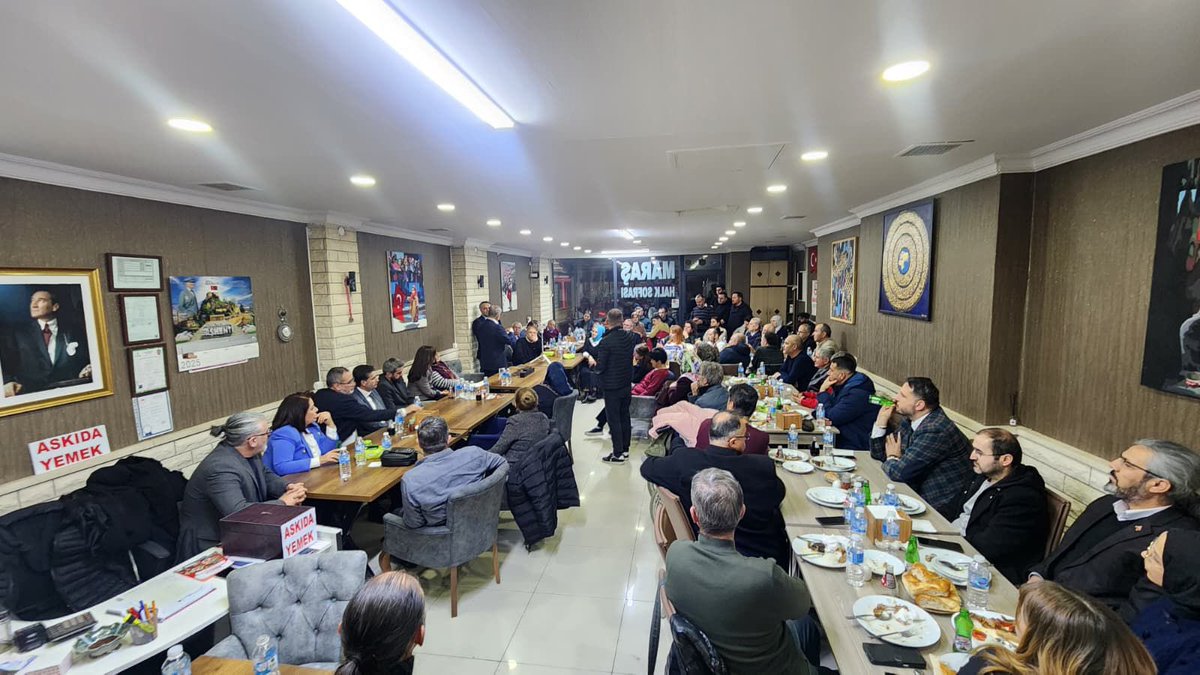 Gönül Soframız: KHK Mağdurları

Genel Başkanımız Sayın Ahmet Davutoğlu ve Genel Başkan Yardımcılarımız, KHK mağduru vatandaşlarımızla iftarda gönül soframızda buluştu.

Bir annenin feryadı: “Güneşe bakamıyorum, oğlum güneş görmüyor diye.” Bu söz, Ramazan’da mazlumların sessiz