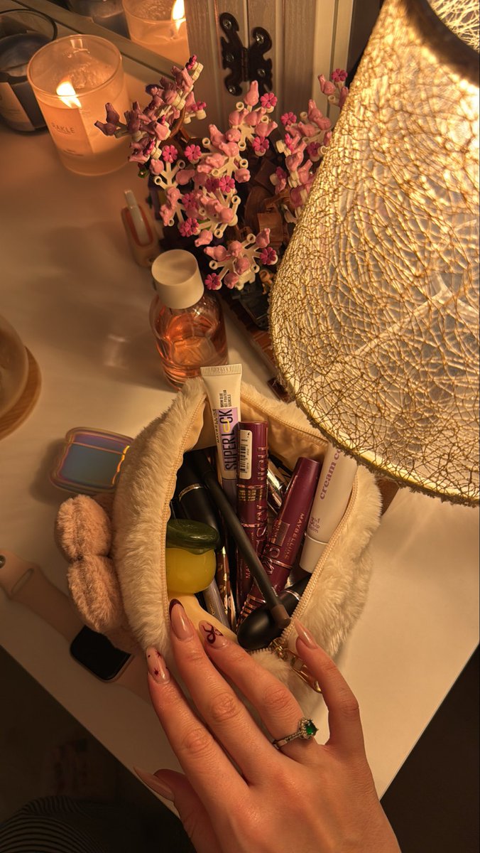 zeey (@ozeeynep) on Twitter photo 