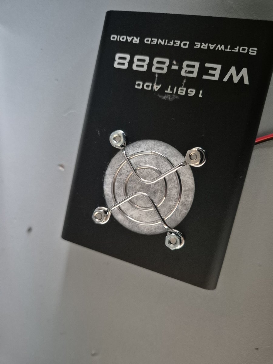 PE1RDP's tweet photo. Turning the fan of the #Web888 was a success. #temperature drops from 42 to 37 degrees in a 18 degrees room.
But now the fan is blowing dust into the #websdr 
Will this #filter be a good solution?

#hamradio #hamr #AmateurRadio
#radio #dust #radio #DIY https://t.co/YNRKMy7bPH