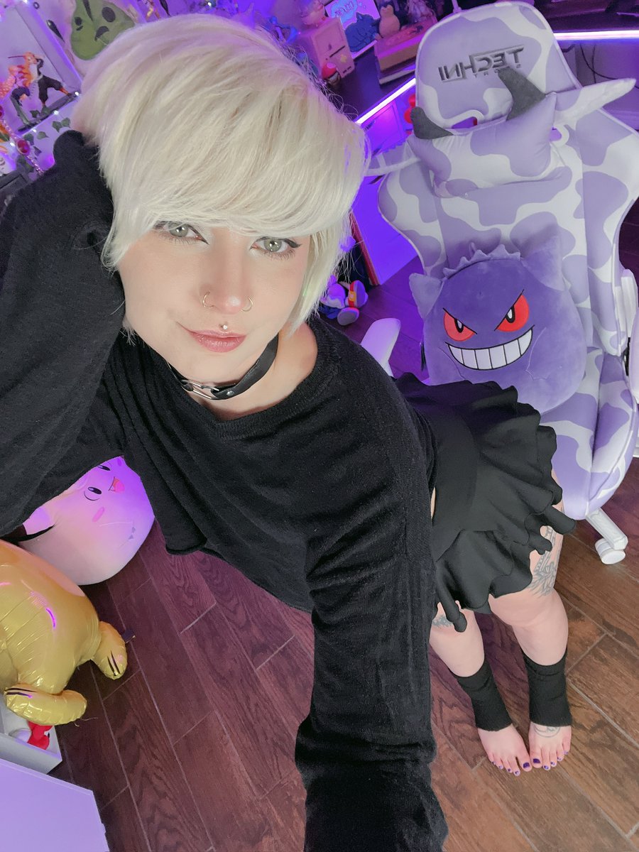 secretly_reeyue's tweet photo. am i cute? ( please don’t lie to me) https://t.co/eTD2q82DhB