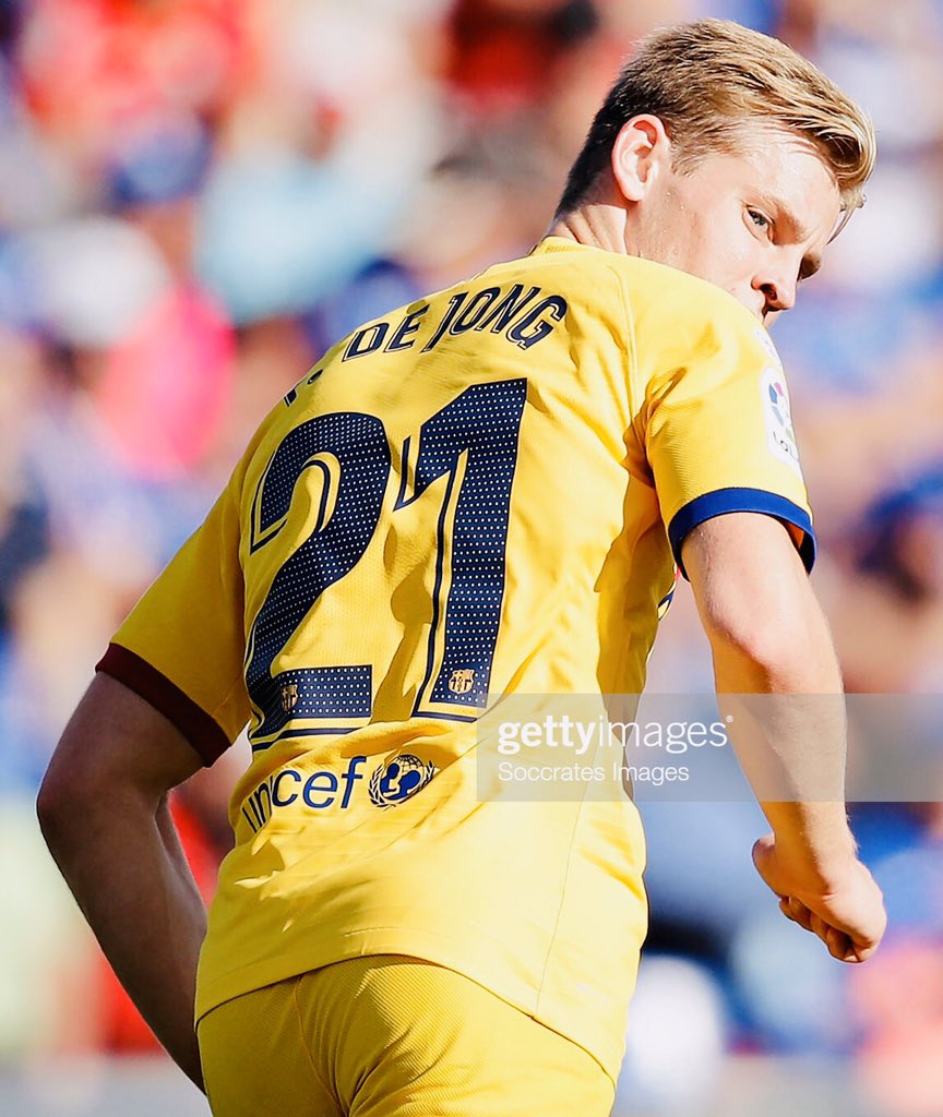 dejongass1 tweet media