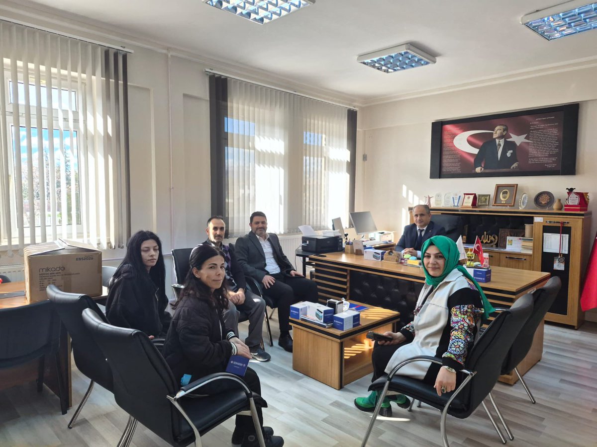 ebscorum1's tweet photo. 📍Spor Lisesi￼
📍Şehit Mustafa Solak AİHL
📍Güzel Sanatlar Lisesi
📍İstiklal İlkokulu
📍Şehit Mustafa Solak MTAL
📍İkbalevler Anaokulu https://t.co/8MIDplmzww