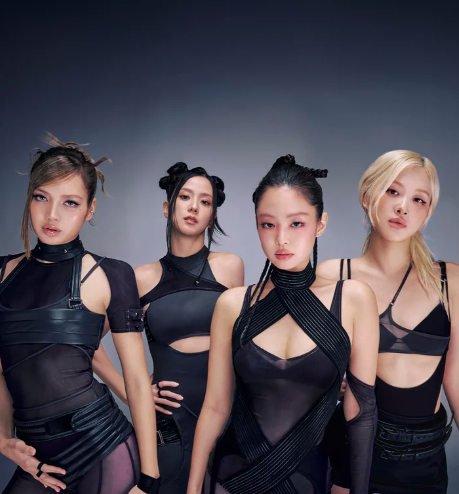 AboutMusicYT's tweet photo. BLACKPINK will officially release their highly anticipated mini album, Deadline, tonight! https://t.co/vmrumipnH8