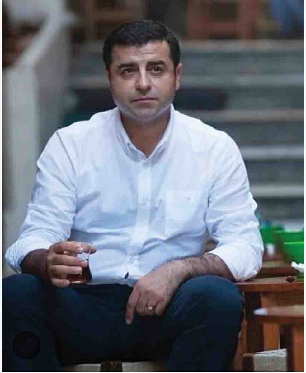 Cengiz10692866's tweet photo. Her akşam 20 30 da...?
#SelattindemirtaşıÖzgürbırakın..! https://t.co/GTrYjbHWaq