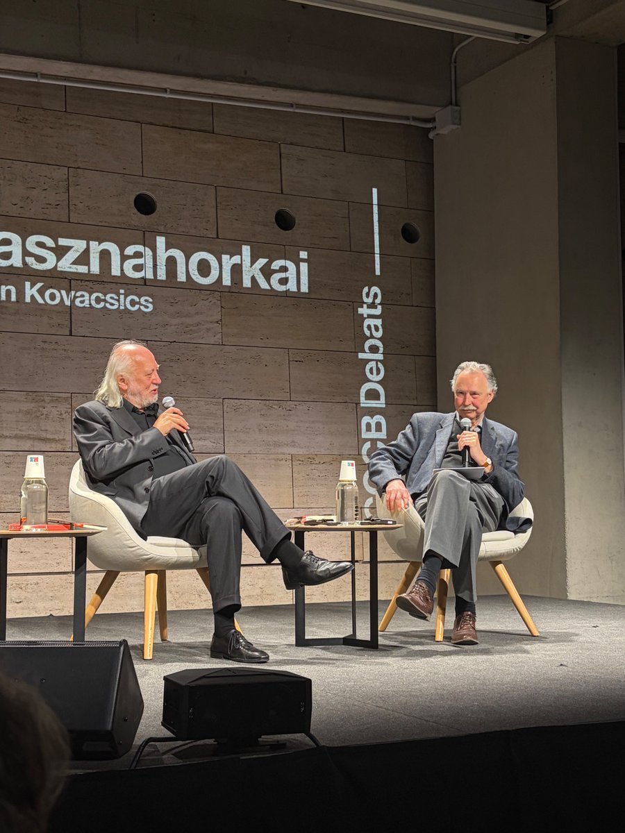 Acantilado1999's tweet photo. Primer acto público de László Krasznahorkai tras recibir el Premio Nobel de Literatura 2025, en un diálogo en el CCCB junto a su traductor al español, Adan Kovacsics. https://t.co/xrihpssCH7