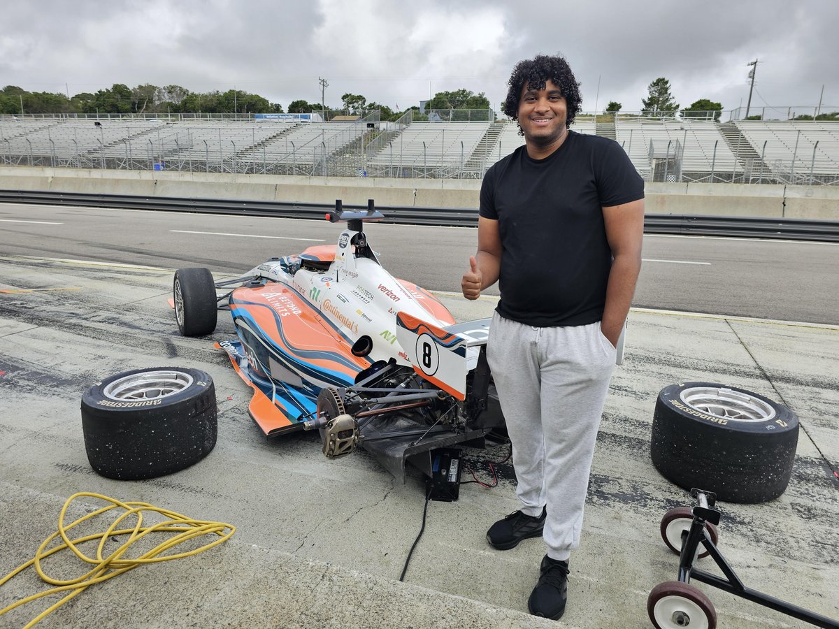 Caltech Alumni Association tweet media