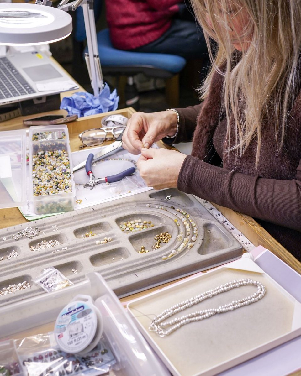 Meet Nic, our stringer, bringing each necklace and bracelet to life through thoughtful, handcrafted patterns.