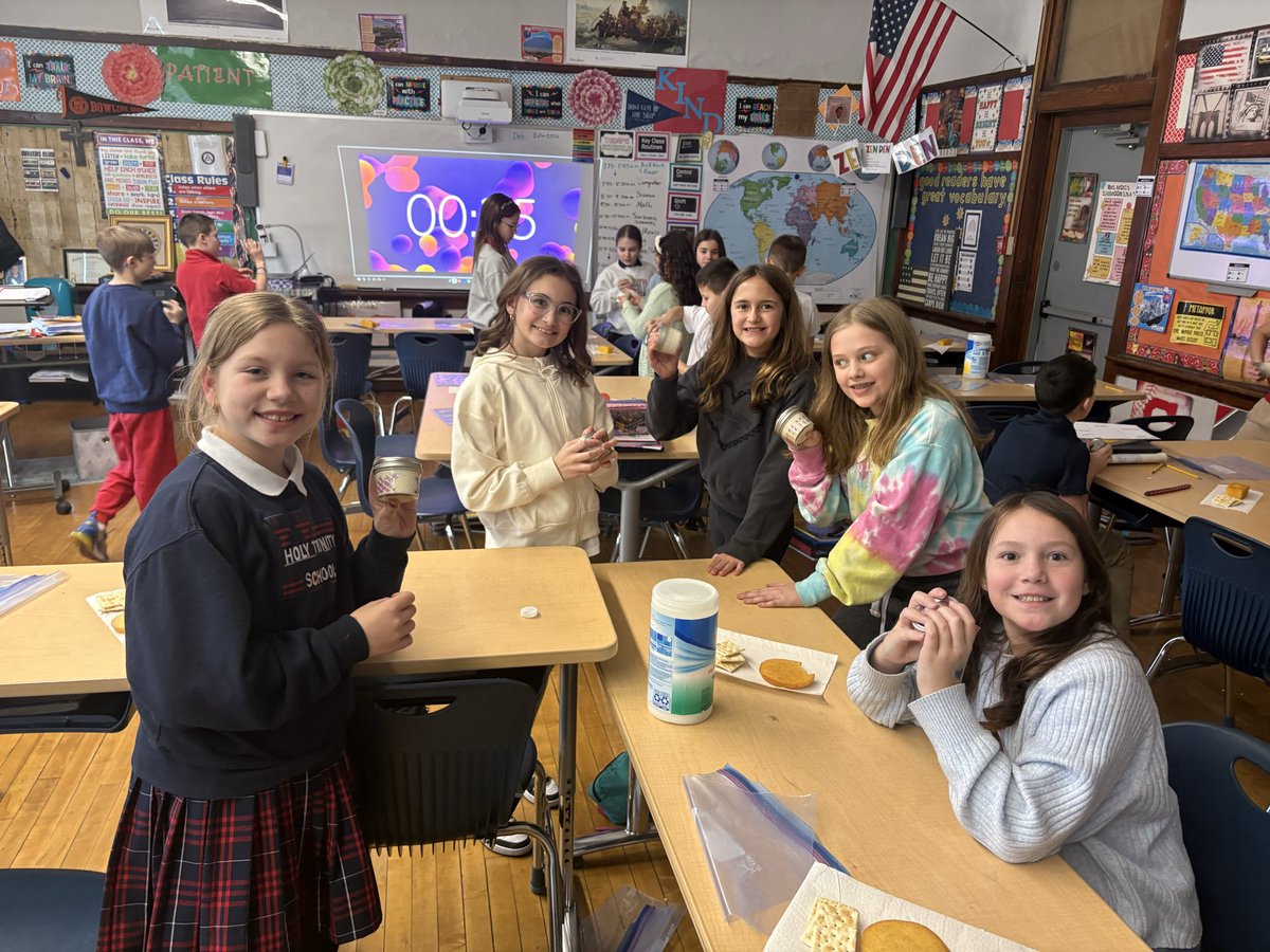 Amy Akosi tweet media