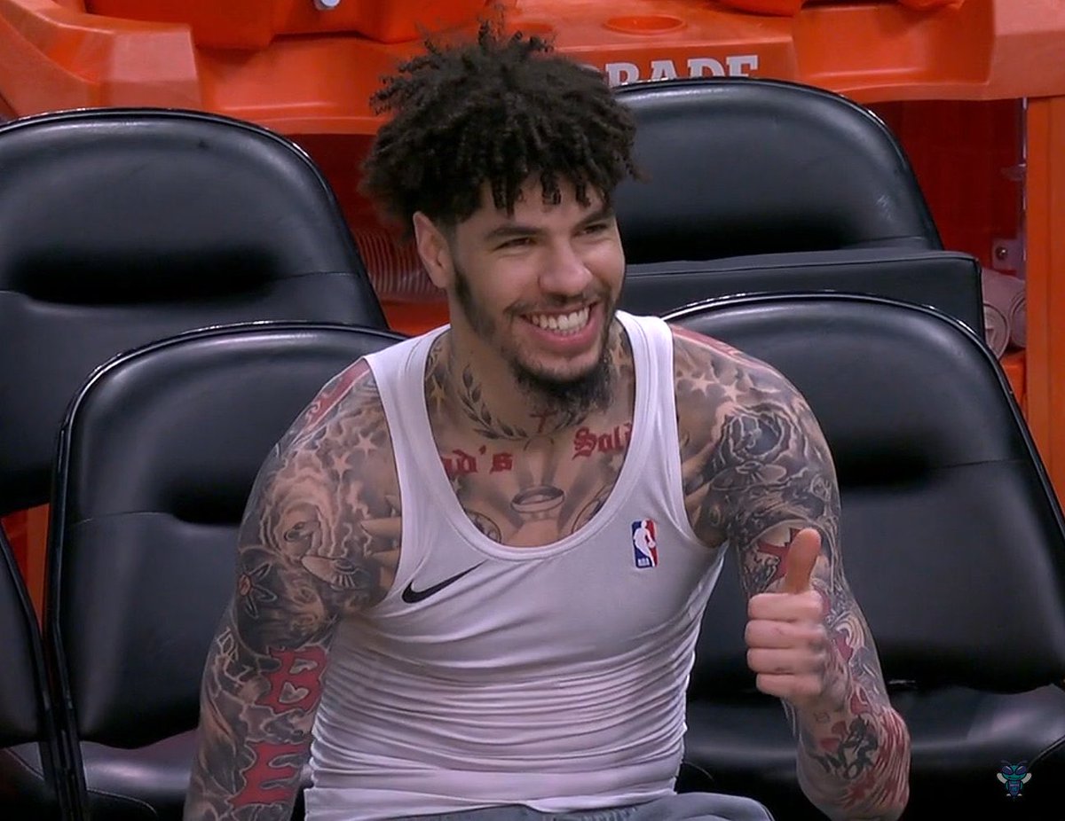 MeloHive 🛸💕 tweet media