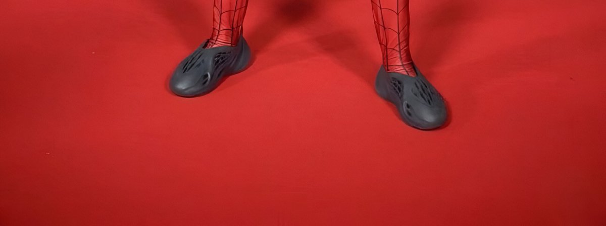 Aestheticsn1's tweet photo. Give a like to ishowSpeed in Spider-Man suit if you want to be successful this year like him
