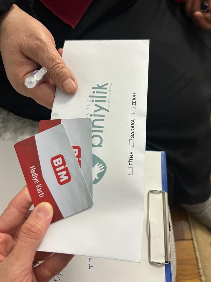 biniyilik's tweet photo. Bağışlarınız emanetimizdir.
Fitre, sadaka ve zekatlarınızı titizlikle ihtiyaç sahiplerine ulaştırıyoruz.
Dağıttığımız her Ramazan yardım kartında 5.000 TL bulunmaktadır.
Belki sizin için bir miktar,
ama bir aile için huzur, umut ve sıcak bir iftar demek. https://t.co/B3Mpc8H6uK