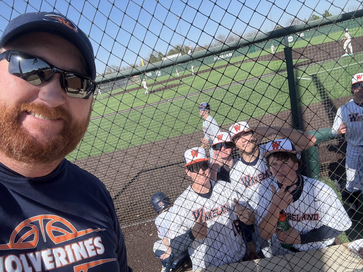 Coach Hurst tweet media