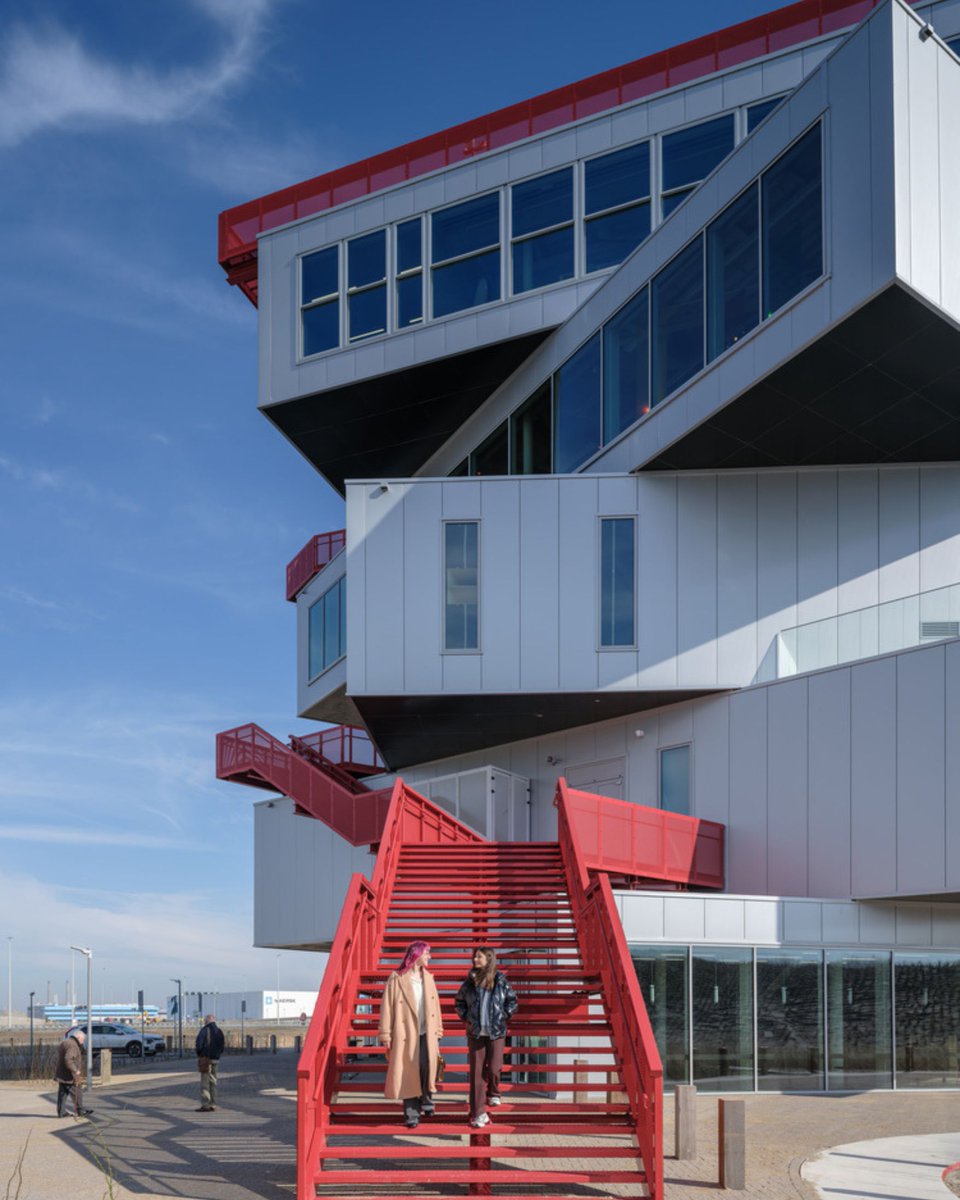 illustrarch's tweet image. Portlantis by MVRDV 

#culturalarchitecture #publicarchitecture #sustainabledesign