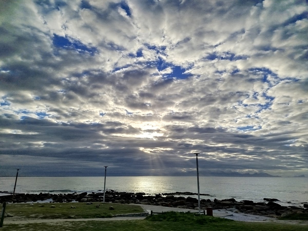 This morning.

#CapeTown #StJames