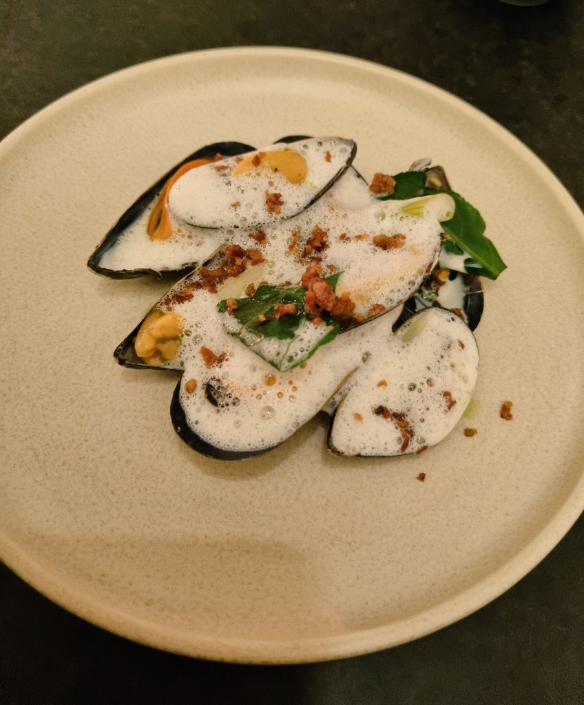 Ash May (If you ask nicely 💕) tweet media