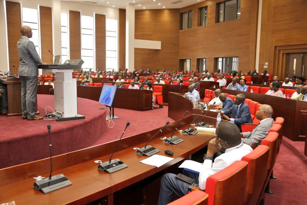 mofpedU's tweet photo. MEETING OF INTERNAL AUDITORS: PSST CALLS FOR REFORMS:
The PSST Dr. @rggoobi has challenged heads of Internal Audit at District Local Governments, Cities and Municipal Councils to make audit reports instruments of change and not archives of failure.

Ggoobi said more than a third of public spending happens at Local governments, adding that if internal audit fails at this level, government also fails to deliver services where citizens live.

“We therefore cannot achieve fiscal discipline, investor confidence, or ten-fold growth if internal audit is weak,” said the PSST during the meeting at the Finance Ministry.

To show that public funds are not properly safeguarded, Ggoobi said pension overpayments exceeding UGX 31 billion has been made to thousands of beneficiaries, in addition to persistent payroll irregularities, ghost-related risks and diversion of funds from approved activities.

He also highlighted procurement failures demonstrated by significant price variations for similar government goods and works as well as repeat findings year after year.

The PSST said there are four structural weaknesses persisting and these are: Compliance auditing instead of risk auditing, weak follow up, skills mismatch as the country goes digital and limited independence.

He said changes must be made immediately to ensure that Auditors audit risk not paper work, follow the money until action happens, use data (IFMS analytics, payroll trend analysis, procurement price comparisons) and also prevent losses.

As a commitment, Ggoobi said Government will strengthen the Office of the Internal Auditor General, train and build IT audit capacity and also improve the status of Heads of Internal Audit.

“Uganda’s ten-fold growth goal requires strong public finance governance,” he said, adding that every wasted shilling increase taxes, debt or service gaps.