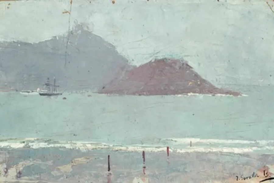 Una de las obras más singulares de Joaquín Sorolla, realizada durante una de sus estancias en San Sebastián, es este óleo sobre cartón. En él retrata la quietud de un día de principios de siglo, explorando la sutileza de los grises irisados y la luz tamizada del Cantábrico.