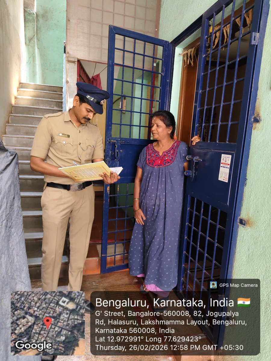 halasoorps's tweet photo. ‘ಆಸರೆ’ ಎಂಬ ಸಮುದಾಯ ಪೊಲೀಸ್ ಪರಿಕಲ್ಪನೆಯಡಿಯಲ್ಲಿ, ಹಿರಿಯ ನಾಗರಿಕರಿಗಾಗಿ ಸುರಕ್ಷತೆ, ಗೌರವ &amp; ಆರೈಕೆ ಎಂಬ ಉದ್ದೇಶದೊಂದಿಗೆ ಒಂಟಿಯಾಗಿ ವಾಸಿಸುವ ಹಿರಿಯ ನಾಗರಿಕರ ಮನೆಗಳಿಗೆ ಭೇಟಿ ನೀಡಿ, ಅವರ ಕುಂದು-ಕೊರತೆಗಳನ್ನು ಆಲಿಸಿ, ಅಗತ್ಯ ಕ್ರಮಗಳನ್ನು ಕೈಗೊಳ್ಳುವ ಭರವಸೆ ನೀಡಲಾಯಿತು.  @BlrCityPolice
@DcpEastBcp #ASARE #Senio https://t.co/IHk1o18CAC