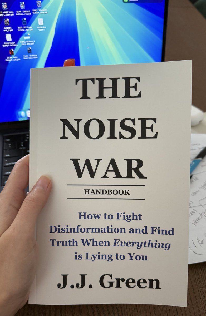 Cemre Ulker tweet media