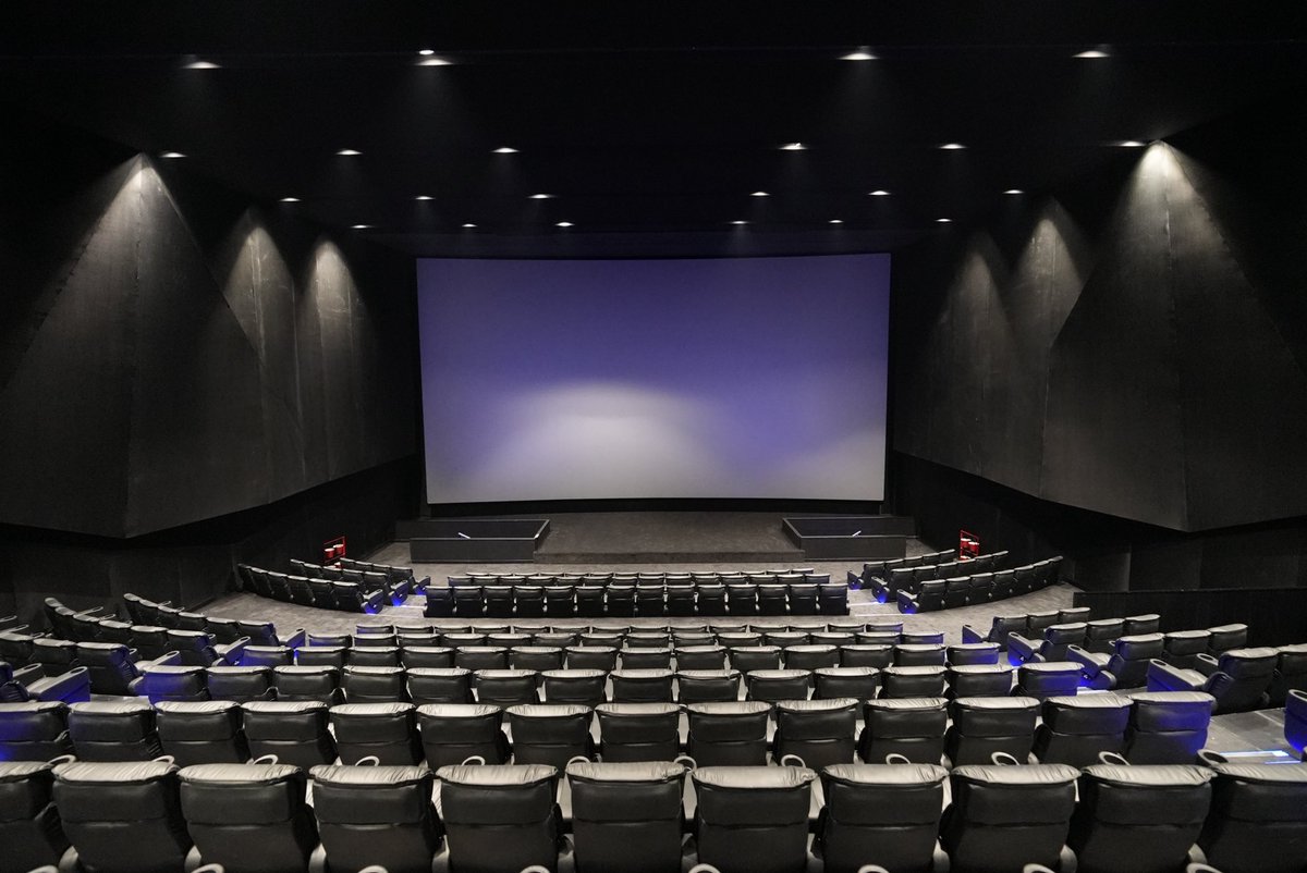 CinemasBroadway's tweet photo. You say Big Screen, we say Big Yes ! 
📍Broadway Cinemas, Tiruppur
🎬 Opening soon 

#HyperX
#Vivid https://t.co/F9ucm4OfOt