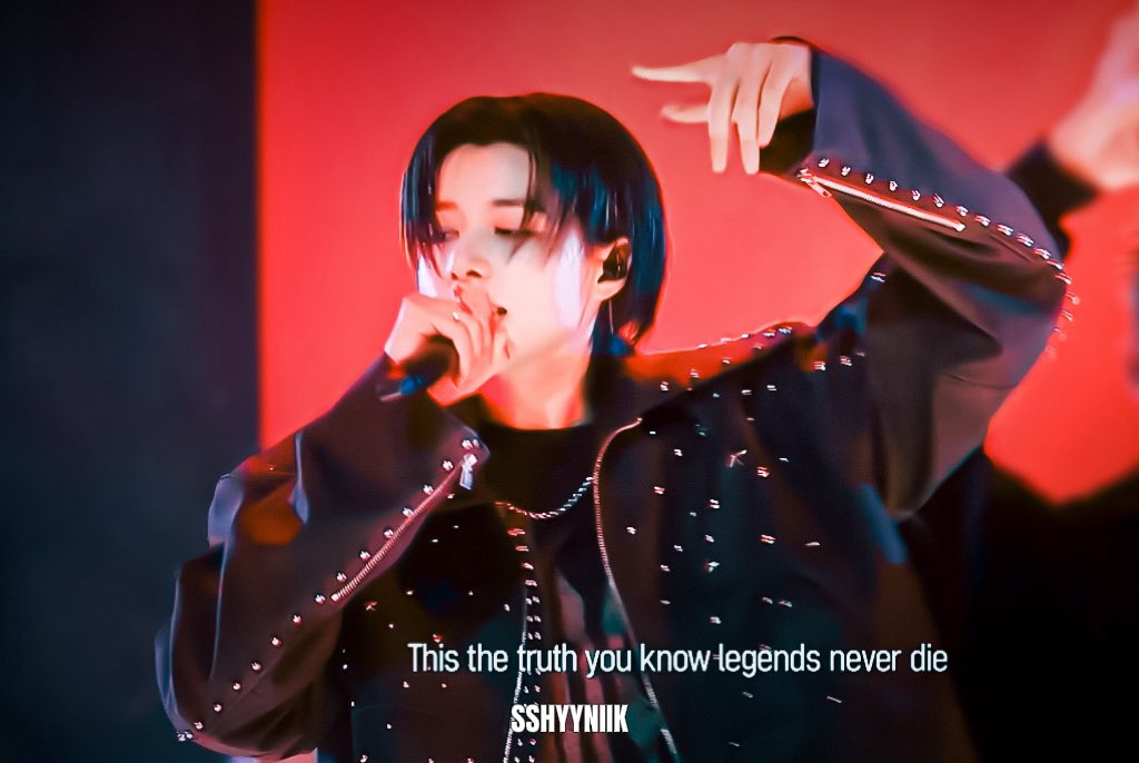 불꽃🔥

열여섯 살에 세계를 정복한 놈

#루이 #LOUIS 
#롱샷 #LNGSHOT