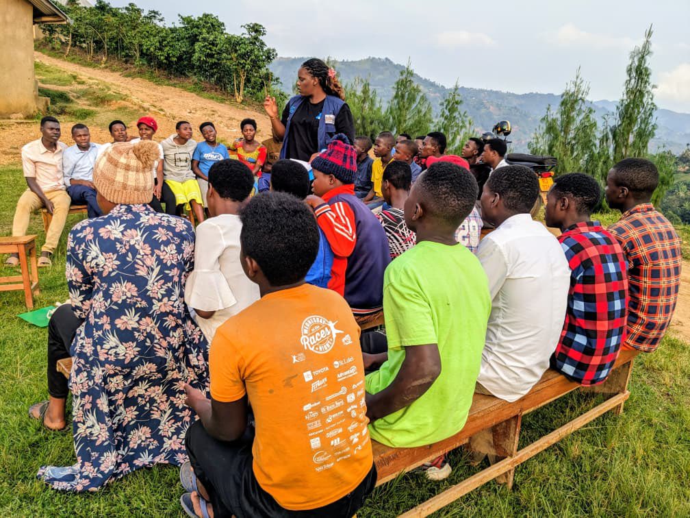 Sfrwanda1's tweet photo. Yesterday, SFR conducted an 
SRHR field session in Kagano Sector, Gako Cell, Nyamasheke District. 48 teenage girls of Yewe club out of school,  participated in discussions on puberty, menstruation, GBV, alcohol effects, and teen pregnancy causes, risks, and prevention @Nyamasheke https://t.co/JWJPJiB6FQ