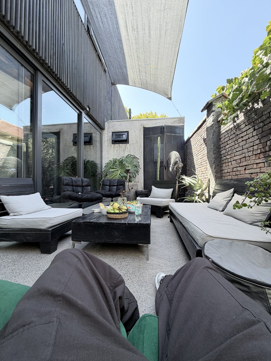 M8 starxo tweet media