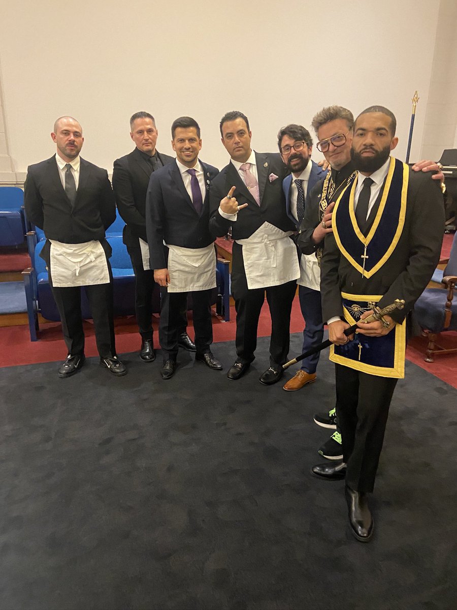 lodgela42's tweet photo. Freemasonry consists of different men on separate journeys but united under one common purpose.
#losangeleslodge42 #freemasonry #masonsofca #freemason #freemasons https://t.co/xHpcmcbNNw