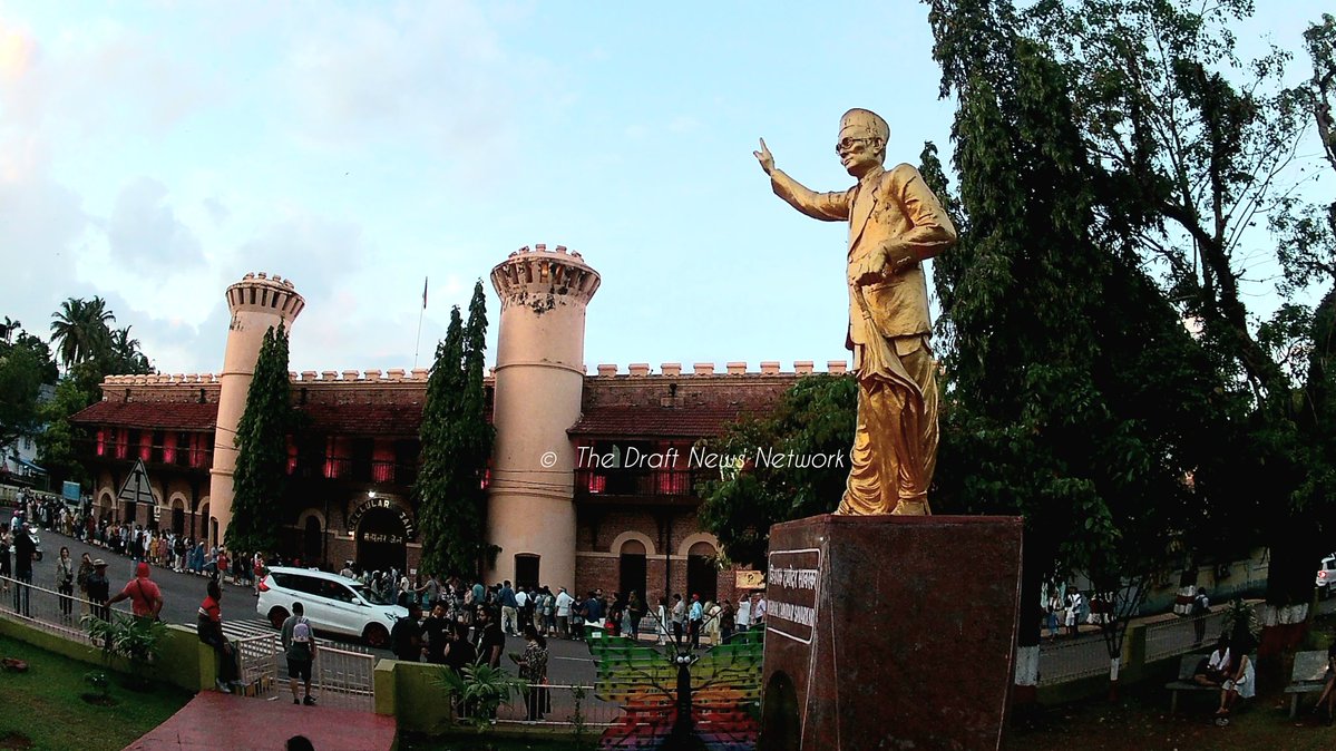 On 26 February 1942, the Union Jack descended at Cellular Jail, marking Britain’s retreat from the Andamans and the first rupture in imperial control on Indian soil.

Read the article by Gajanan Khergamker: thedraftworld.com/2026/02/26-Feb… 

#cellularjail #andaman #British #retreat