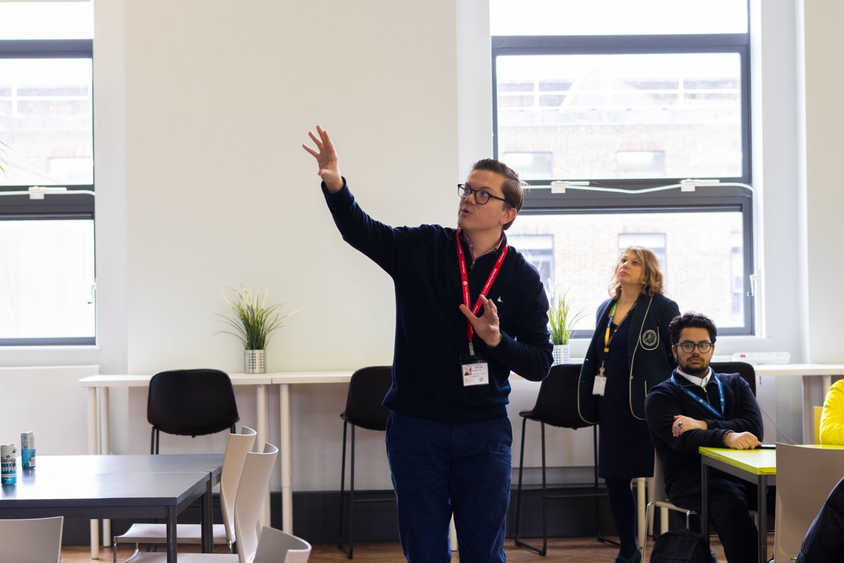 WalthamForestCollege tweet media