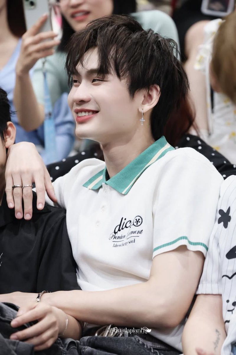amifiluv's tweet photo. Wonbi có mắt cáo🦊 siêu xinh luôn

#WONBI 
#UPRIZE
#UPRIZE_WONBI https://t.co/RjZAPmPDmw