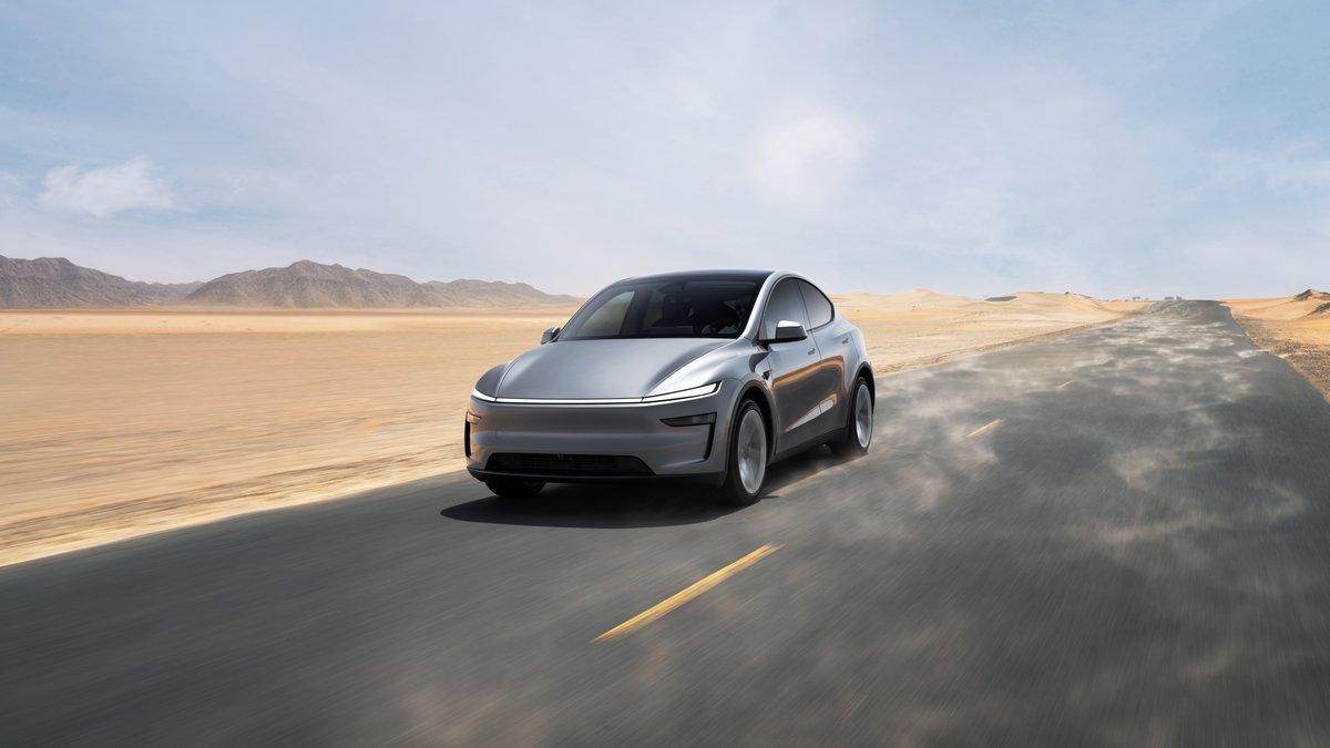 NEWS: Tesla’s first FSD (Supervised) road trials have officially begun in Abu Dhabi in the UAE 🇦🇪

What this means:
• Tesla vehicles are being tested on public roads
• A human driver is still inside supervising at all times
• The program is government-regulated and closely