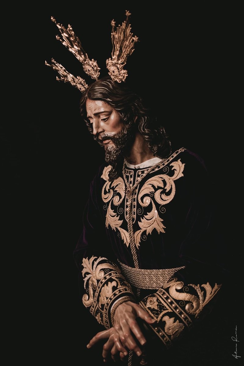 HdadPasionJerez's tweet photo. Hoy nuestra Hermandad se llena de alegria y profunda emoción al volver a contemplar el sagrado rostro del Señor de Pasión, después de un tiempo de espera.

Fotografías: Antonio Román. https://t.co/bMmSnC5eQf