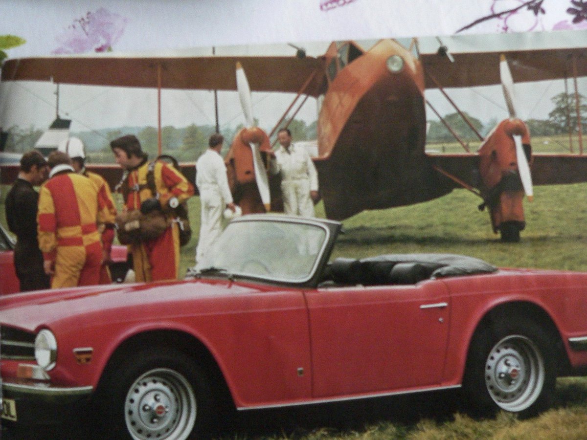 Wolverhampton Halfpenny Green Airport tweet media