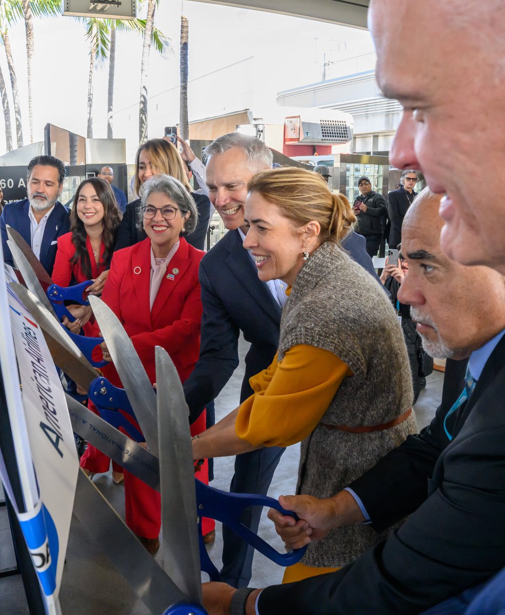 Daniella Levine Cava tweet media