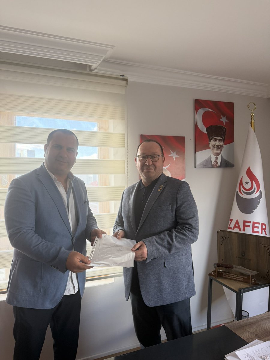 Bugün <a href="/zaferpartisi/">Zafer Partisi</a> Genel Başkan Yardımcımız Sayın <a href="/zgrKibritc1666/">Özgür Kibritcioglu</a> teklifi, Genel Başkanımız Sayın <a href="/umitozdag/">Ümit Özdağ</a> olurlarıyla Mali İşler Başkanlık Danışmanı olarak atandım. Çok çalışacağız, hep birlikte zafere yürüyeceğiz! 🇹🇷