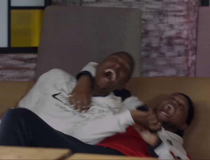 ⊙⊝⊜-dalia- tweet media