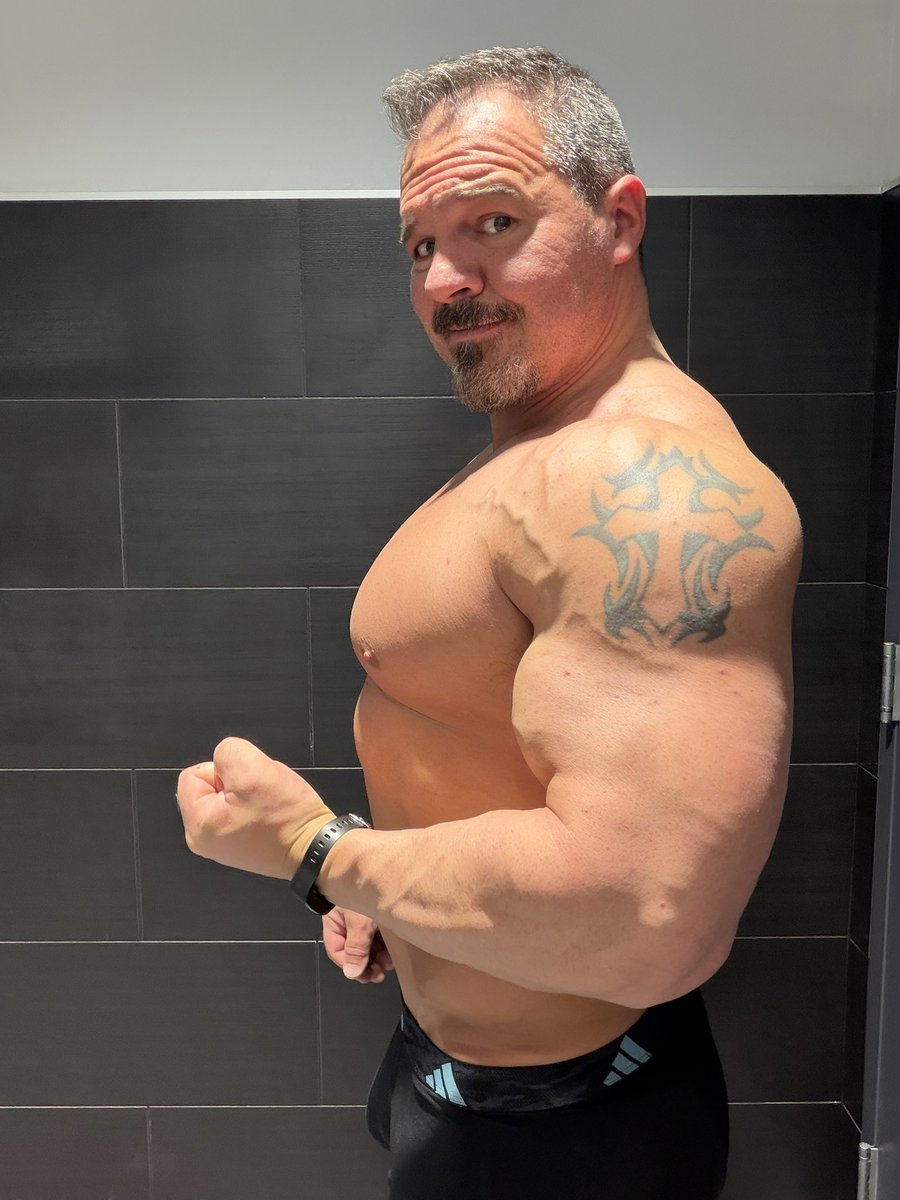 dredlifter tweet media