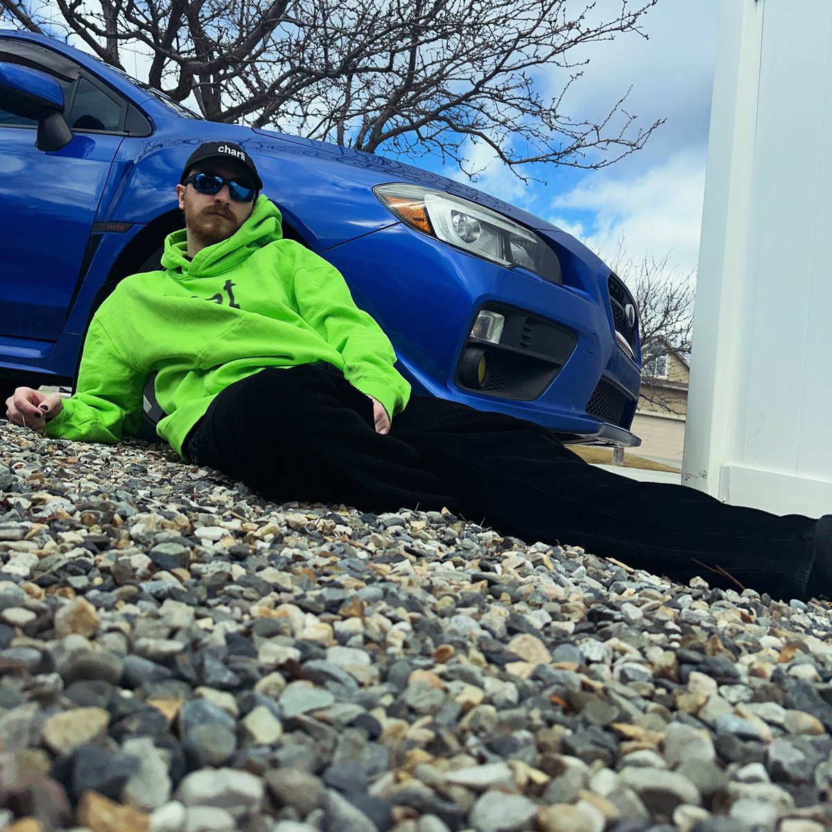 bratxcx115's tweet image. @charli_xcx i want that trophy #Charli #Charlixcx #brat #vroomvroom