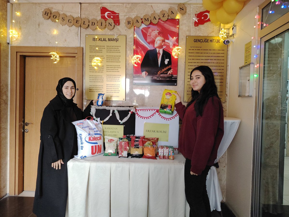 KayseriKYGM's tweet photo. 📍 Kocasinan Yurdu
Gönüllü öğrencilerimizle birlikte ihtiyaç sahibi aileler için yardım kolileri hazırladık. 📦🤍
Her bir kolinin içine sadece erzak değil; dua, umut ve kardeşlik duygumuzu da koyduk. 🤲✨
Paylaşmanın huzurunu, gönüllere dokunmanın mutluluğunu hep birlikte yaşadık https://t.co/tJuyGRg3HU