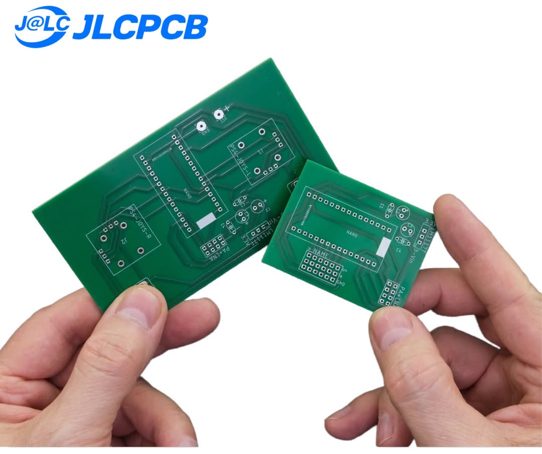 JLCPCB_ES's tweet photo. ✈️ Avión RC de ala volante DIY

Hecho con materiales sencillos, vuelo estable y un control remoto personalizado con mezcla de V-tail.

Las PCBs del transmisor y receptor fabricadas por JLCPCB

#avionrc #mecatronica #circuitos #electrónica #jlcpcb #proyectodiy https://t.co/PPnfztn69g