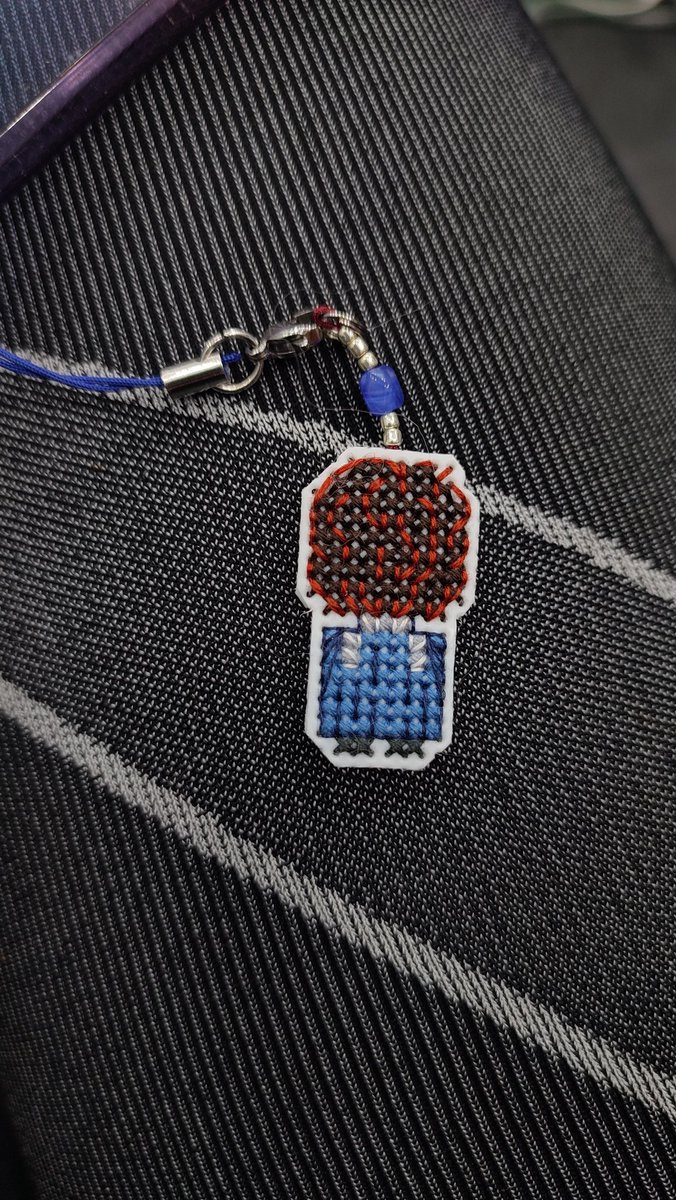 Sis made a tiny Reuenthal 😭💔