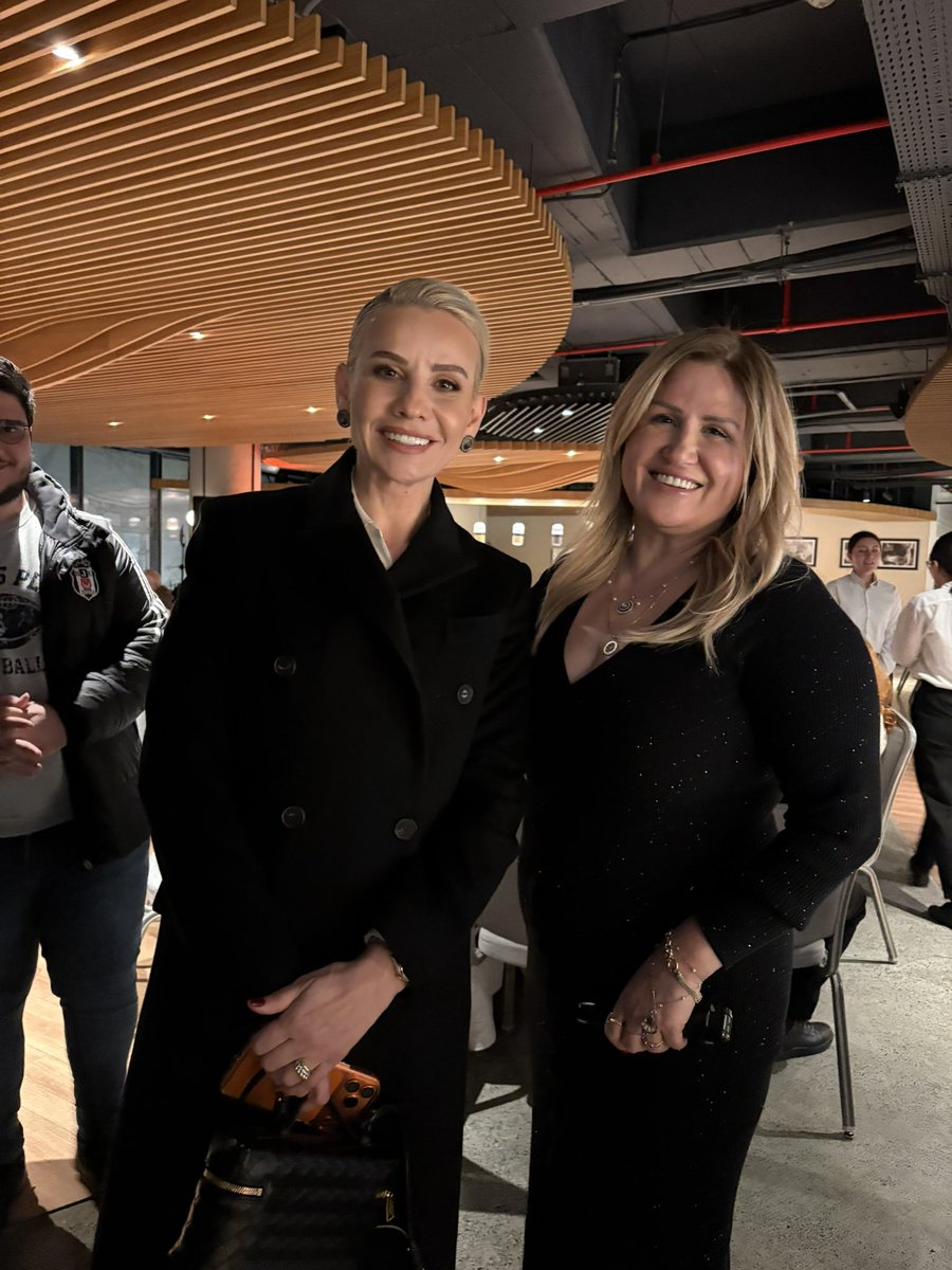 QnUARESMA tweet media