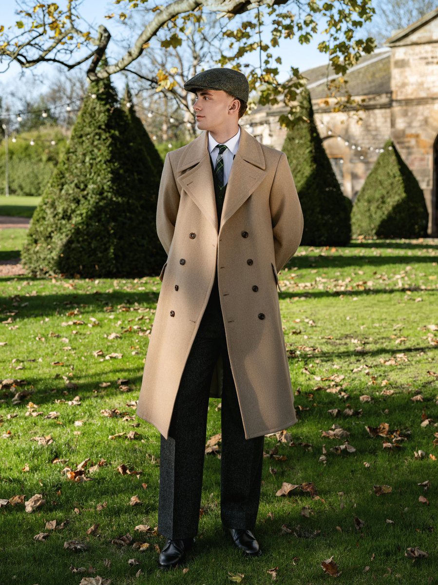 WalkerSlaterUK's tweet photo. Classic tailoring meets heritage tweed in silhouettes that feel considered and enduring. Clean lines, rich texture and grounded colour create a look that respects tradition while moving with modern life.

https://t.co/YErPpZRk12 https://t.co/bxtDQ282Dn