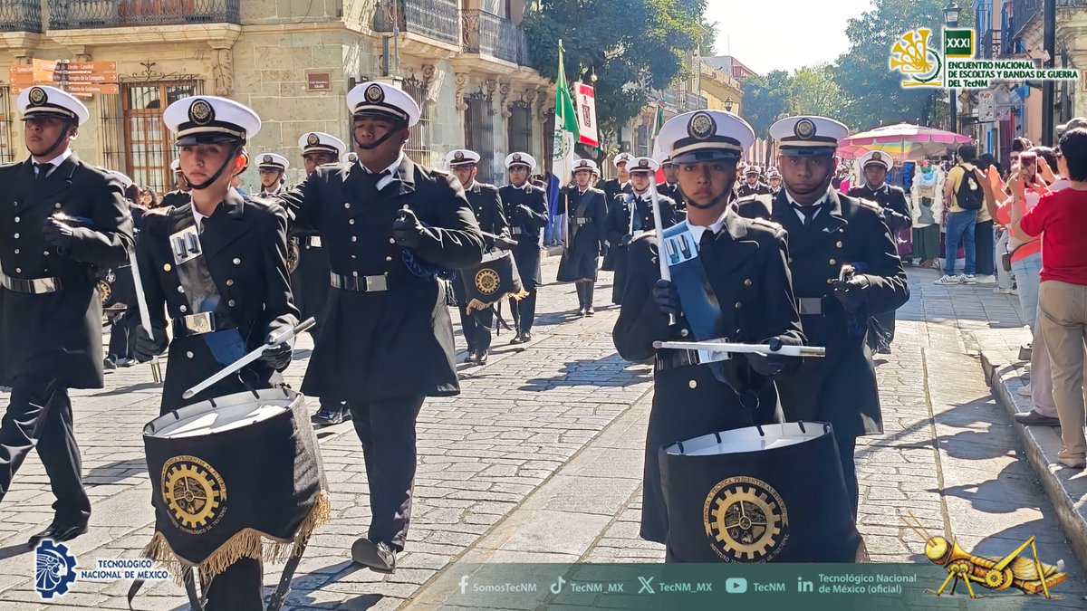 #TecNMCívico 
Con paso firme, las 41 delegaciones protagonizaron el desfile de clausura del XXXI Encuentro Nacional de Escoltas y Bandas de Guerra del TecNM.
#ENEyBG2026