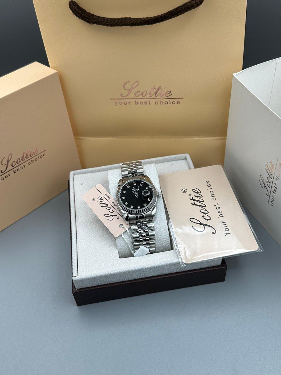 trulyMikunn's tweet image. Price: ₦35,000‼️

Elegant Scottie feminine watch comes with branded box, manual and carrier bag ❤️ 

#LagosFashion
#madeforyou
#Wristwatch