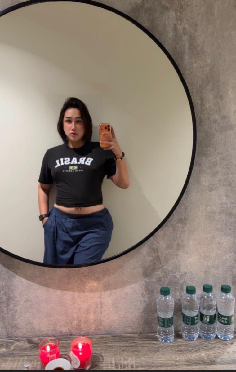 Nong Poy tweet media