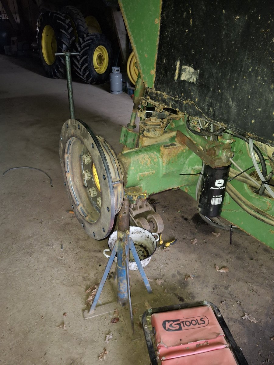 Bart van Loon tweet media