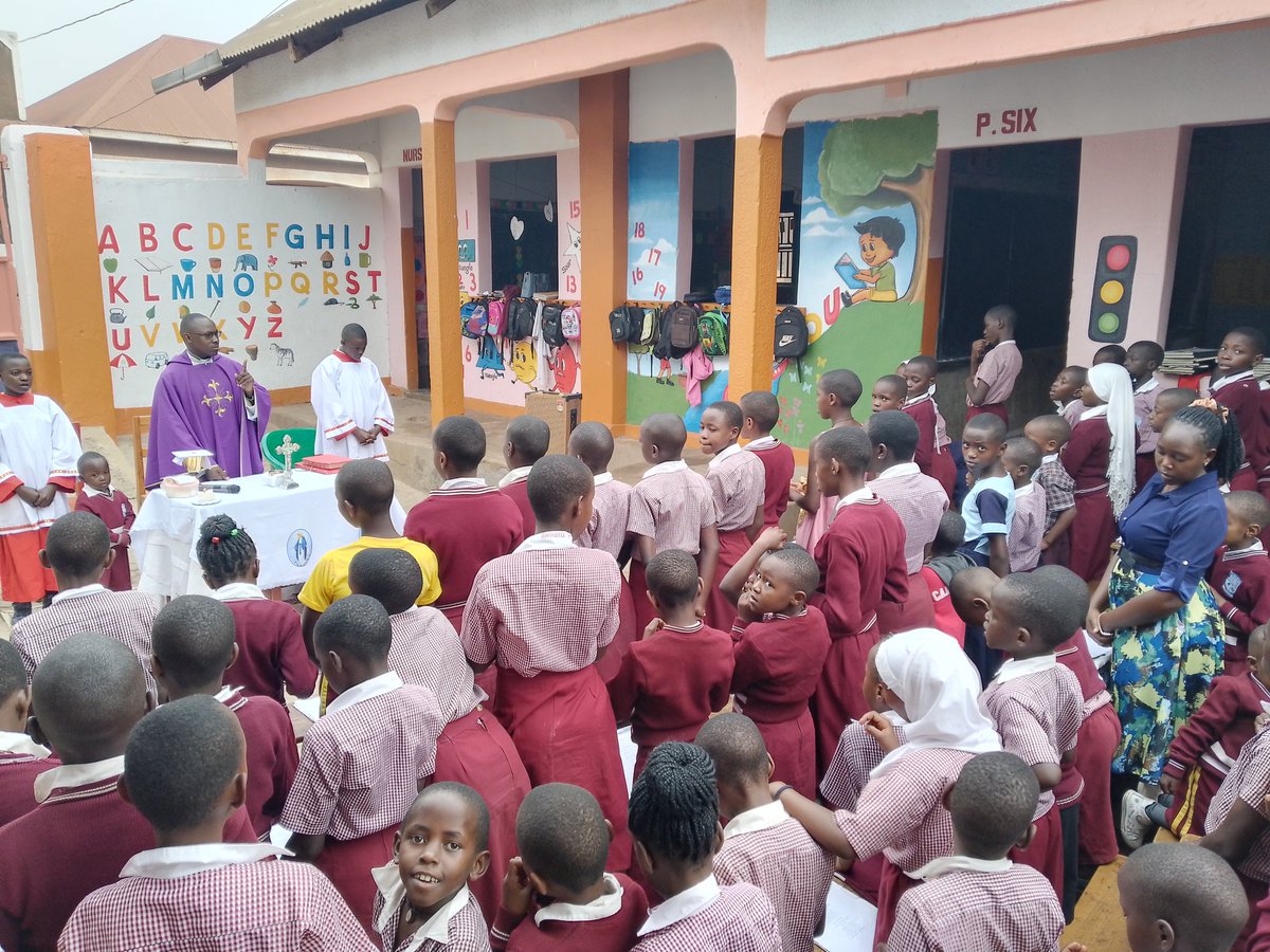 St Francis Primary School, Lyantonde tweet media